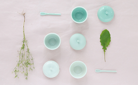 【すきな味、すきな小物を、入れる】有田焼 3つのりんご【日用品店bowl】器 うつわ 薬味入れ 調味料入れ 小物入れ ポット スパイスポット シュガーポット 3個 セット リンゴ りんご かわいい A30-844