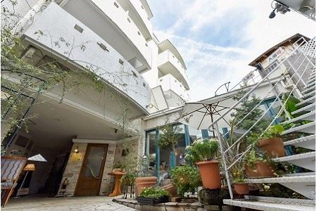 ホテルアクアサンタ 平日限定 グルメな旅 伊豆牛ローストビーフコース 1泊2食付 ペア宿泊券