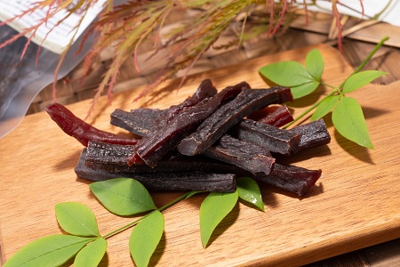 鹿肉燻製と特製黒豆味噌仕立ての鹿・猪肉のそぼろ煮セット [010DA001]