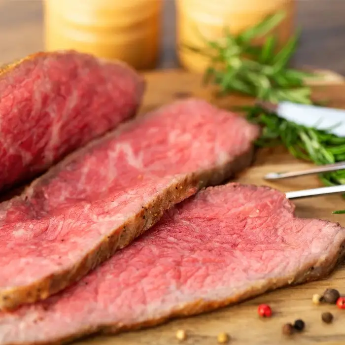 鹿児島黒牛モモ肉ブロック（約500ｇ）