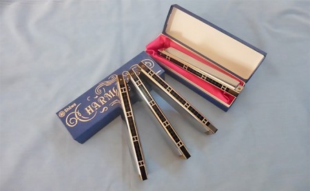 Showa複音ハーモニカ 4本セット 雑貨 日用品 楽器 