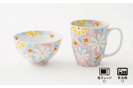 【波佐見焼】「フラワーガーデン」茶碗・マグカップ セット（ピンク） 食器 皿 【大新窯】 [DC62]  波佐見焼