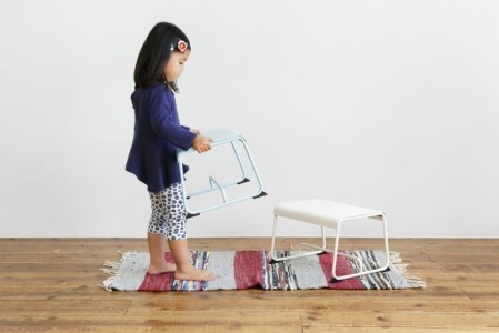0045-18-02　超軽量スツール　お子様用　Light tempo Kids Stool