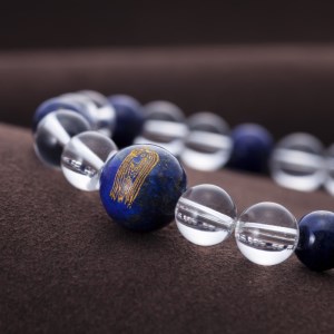 山梨県甲府市にて製作　ラピスラズリのアマビエブレスレット　愛らしいお守り