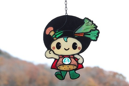 ステンドグラス　ペンダント《京丹波町食のキャラクター味夢（あじむ）くんのステンドグラスペンダント》 [070JL001]