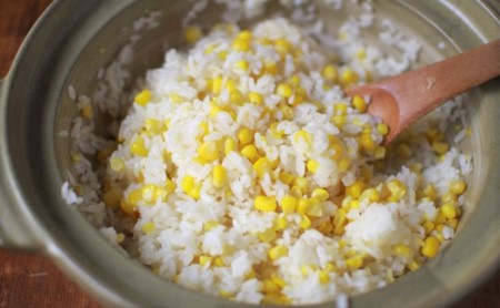 【令和8年産】北海道 上富良野 町産 スイートコーン 2種 セット 食べ比べ バイカラー 6本 白色 6本 計12本 野菜 とうもろこし トウモロコシ コーン 産地直送 野菜
