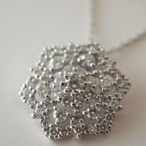 [MADE IN KOFU]PT900/PT850 六角形レースモチーフダイヤネックレス TI-829