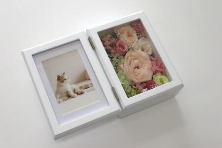 プリザーブドフラワー フォトフレーム ホワイト ペット用 仏花 お供え 写真立て 
