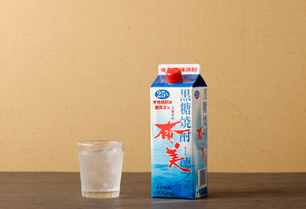 【鹿児島徳之島】黒糖焼酎 奄美 900mlパック×3本セット 計2.7L 25度 焼酎 お酒 紙パック AG-31