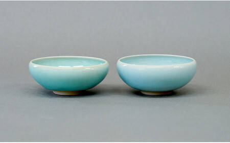 有田焼 翡翠天青3寸小鉢 2色セット【梶原大敬 茂正工房】器 うつわ 食器 皿 小ぶり 小鉢 ボウル 2個 セット ペア 青磁 青 翡翠 天青 夏 シンプル 作家 ろくろ 電子レンジ対応 A24-164