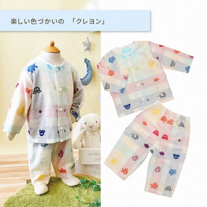 ガーゼパジャマ_ガーゼ パジャマ 80cm クレヨン柄 綿100％ 2重ガーゼ 吸水性 通気性 保温性 オリジナル柄 お腹出ない ゴム替え口 日本製 ベビー用品 赤ちゃん ベビーウェア 子供服 福岡県 久留米市 赤ちゃんの城 お取り寄せ 送料無料 〔Sd008〕