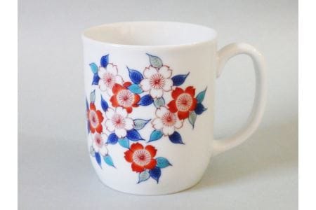 【伊万里焼】色鍋島マグカップ（どちらか1つお届けします）【市川冬山窯】 037-H1231