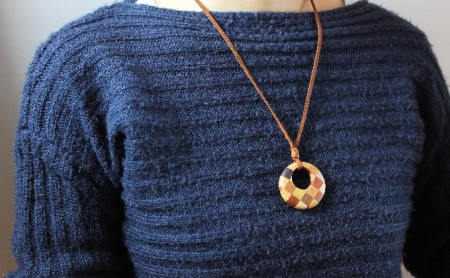 白谷工房　寄木のラウンドペンダント