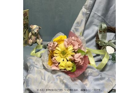 C137　プリザーブドフラワー　（水の要らない本物のお花）お仏花（慈しみの心で）