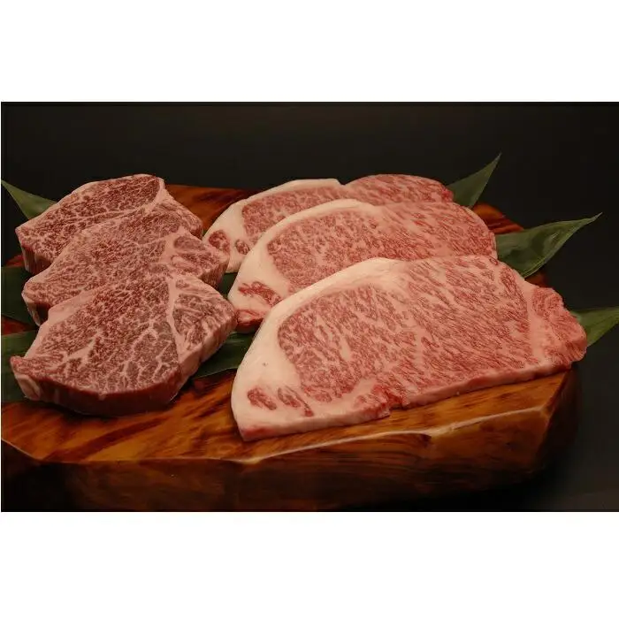 神戸ビーフステーキセット（ロースステーキ600g、モモ450g）