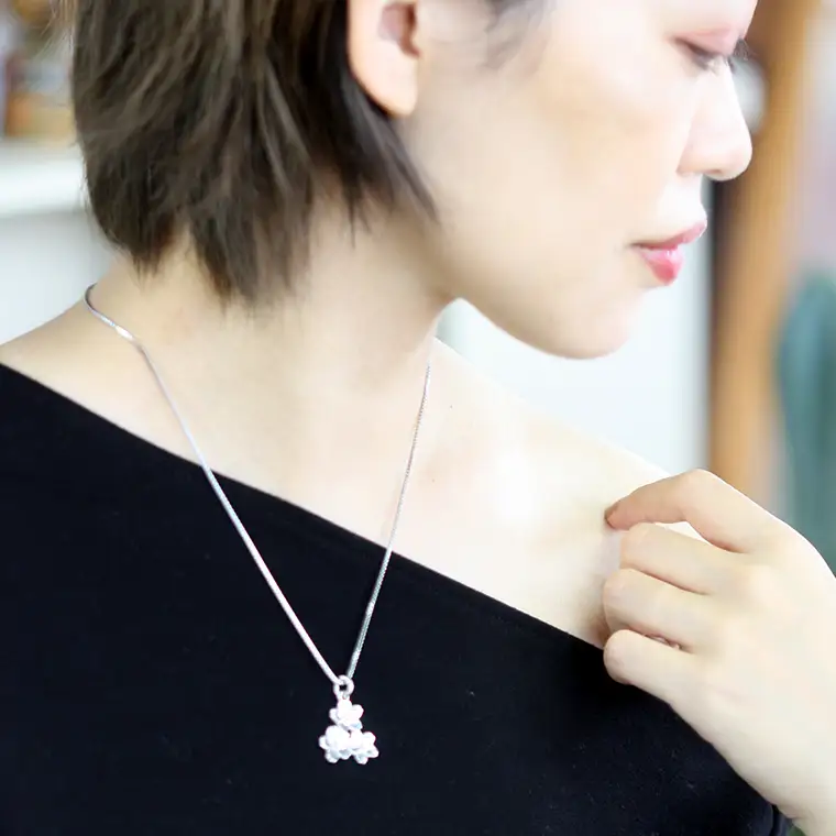 トリプル桜ペンダント ペンダント アクセサリー  ジュエリー ジュエリーマーノ 桜川市 桜 さくら 桜まつり [AH001sa]
