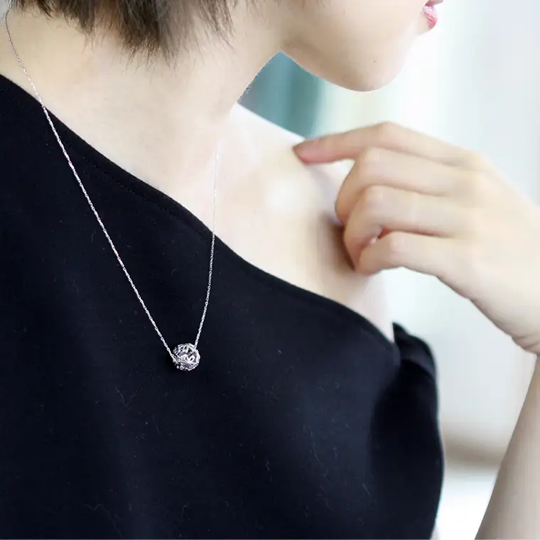 桜の透かしカゴペンダント＆ネックレス ペンダント ネックレス アクセサリー ジュエリー ジュエリーマーノ 桜川市[AH013sa]
