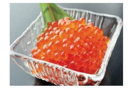 自家製いくら醤油漬（２００ｇ） いくら 正油漬 鮭卵 魚卵 醤油漬け 昆布出汁 プチプチ食感 とろける 本来の甘み 小分け 使い切り サイズ 海鮮 海鮮丼 魚介類 冷凍配送 お取り寄せ お取り寄せグルメ 北海道 函館市 送料無料_HD069-001
