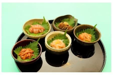 「兼八」函館の便り 塩辛詰合（１００ｇ瓶５本セット） いか塩辛 数の子松前漬 ゆず風味いかさし からーいジャン 数の子おふくろ いか 数の子 松前漬け 柚子 小分け 贈答用 おつまみ おかず 北海道 函館市 ふるさと納税_HD068-003