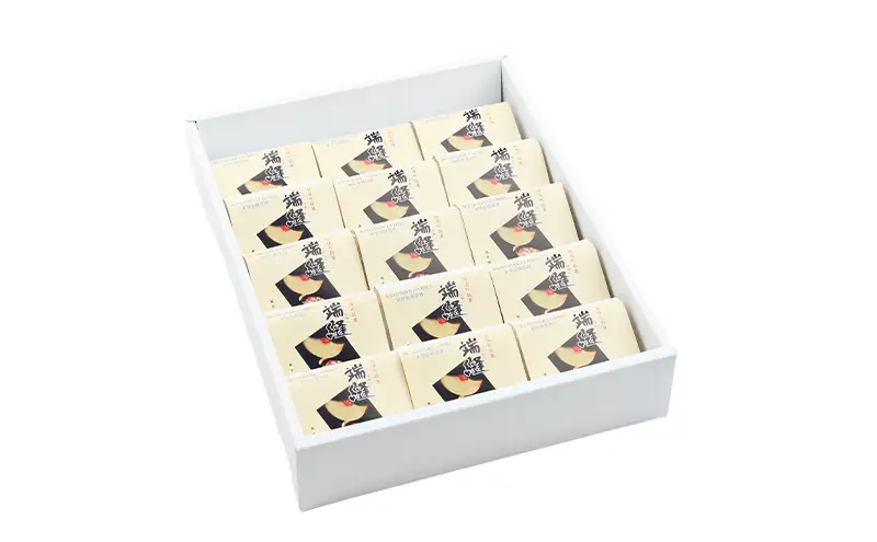 ブランデー香る秋田銘菓「端縫（はぬい）」15個入 ［菓子舗 木村屋］ 西馬音内盆踊りから生まれた和風バターケーキ【 お菓子 ケーキ スイーツ 栗 マロン バター 銘菓 老舗 秋田 羽後 】