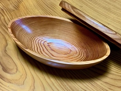 吉野杉 楕円型 弁当箱／津田瑞苑 ボウル 木製 スギ ガラス ウッド コート コーティング 奈良県 宇陀市