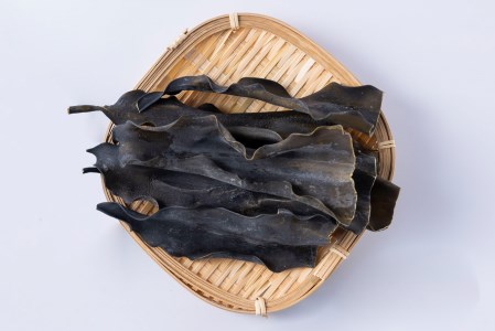 北海道産 日高昆布 根昆布  計 300g (50g×6袋)