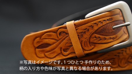 牛革ベルト（アンティーク・タン染め）【太さ40mm / 厚さ3.7mm / M(110cm)】　牛革 父の日 手作り ベルト 革製品 [BE003ya-M]