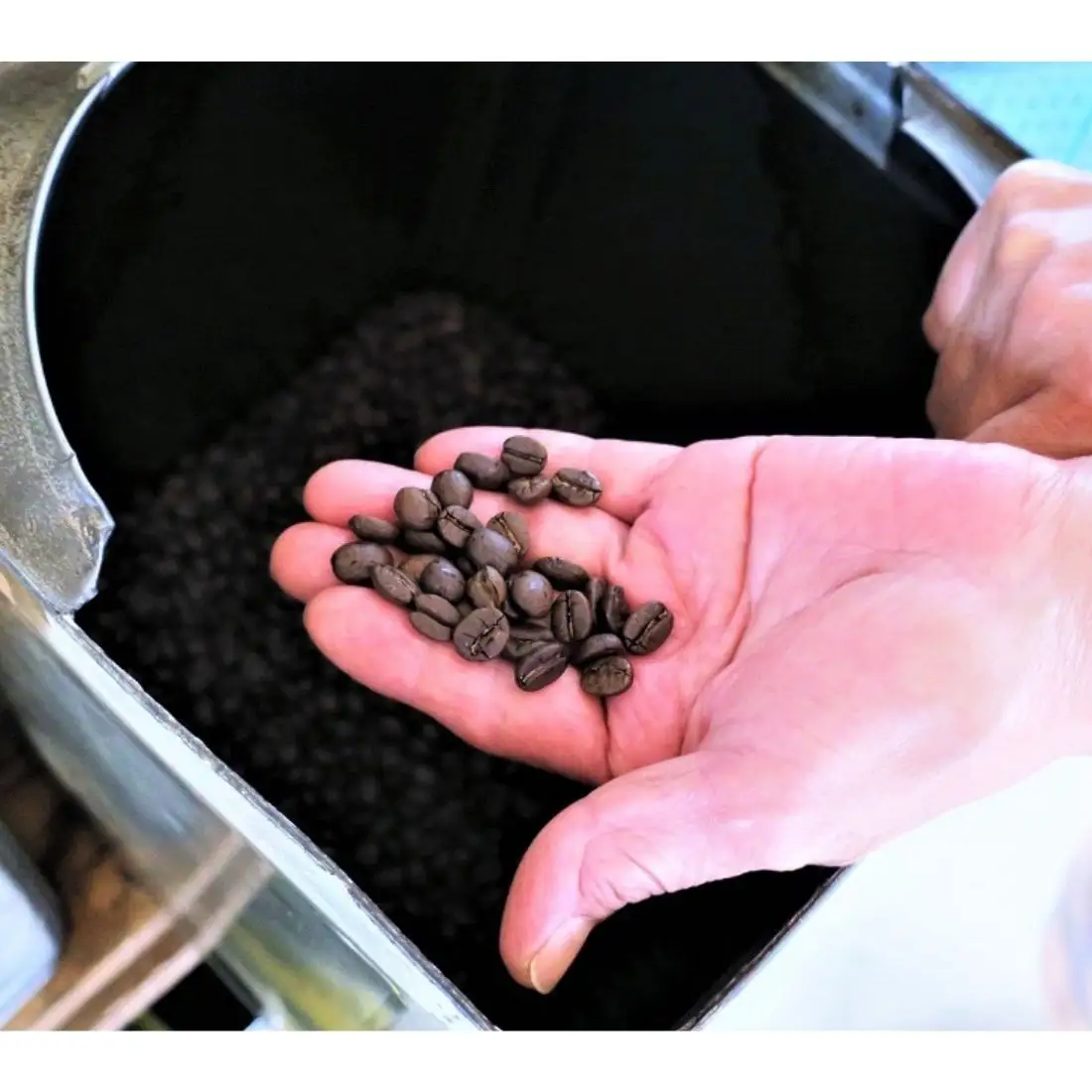 【自家焙煎】老舗コーヒー屋さんが北海道バターで仕上げた「ぼくのバター珈琲」200g×2袋（挽）