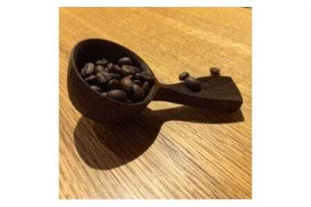 手彫りの珈琲さじ(木材：ウォルナット)【GOOD WOOD WORKS】_HA0043