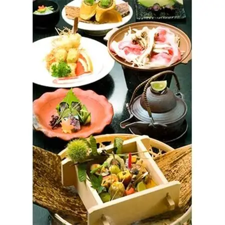 成田家のふるさと納税　旬席コース　お食事券(2名様)_旅行券・チケット 食事券  _【1055004】