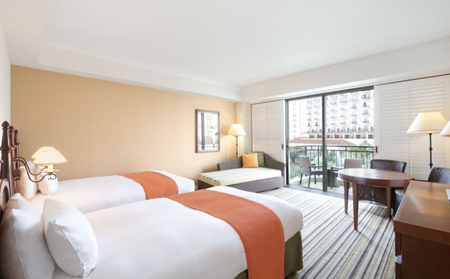 ＜ホテル日航アリビラ＞1泊夕朝食付き＆当館人気の特典付きペア宿泊券（禁煙スーペリアオーシャンパティオツイン） 〇 読谷村 リゾートホテル 沖縄 青い海 サンセットビーチ サンセットクルーズ オーシャンビュー