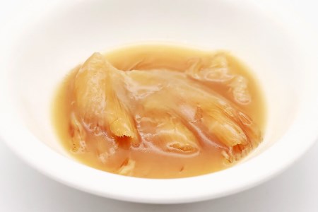 【レンジで簡単に本格中華】鮫匠ふかひれ煮 140g×4袋 [かわむら家 宮城県 気仙沼市 20564378]