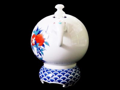 【伊万里焼】市川冬山窯「色鍋島柘榴文台付香炉」 037-H754