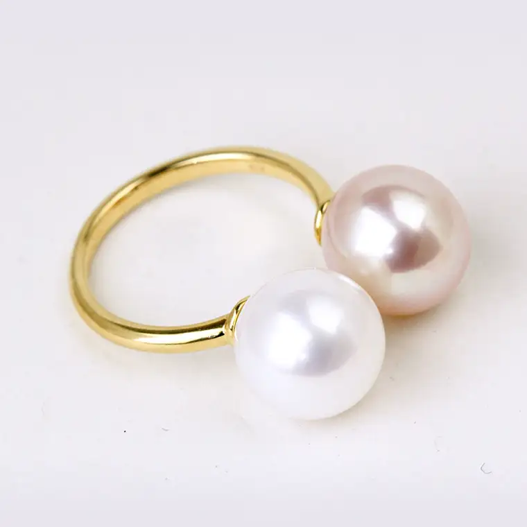 ほんのりピンクとパープルカラー の 湖水真珠 の フォーク デザイン リング アクセサリー リング ジュエリー ジュエリーマーノ 桜川市[AH064sa]