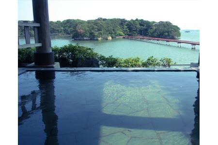絶景の館　露天風呂付客室　ペア宿泊券【平日限定】 No.097
