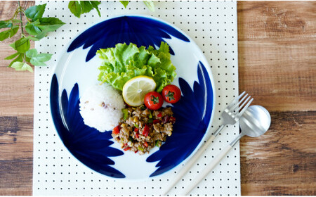 伯父山 菊の馨 26cm丸プレート 有田焼 皿 食器 A24-33