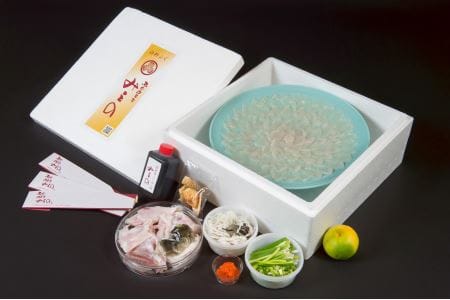 とらふぐ刺しふぐ鍋セット（2～3人前）［冷蔵］ふぐ料理・うなぎ料理専門店！「四季亭みえの」