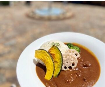 志摩地中海村「カフェアミーゴ」ペアランチ券／伊勢志摩 伊勢 志摩 三重 ﾗﾝﾁ ｶﾌｪ 食事 ﾍﾟｱ ﾁｹｯﾄ ﾗﾝﾁ券 食事券 日帰り 食べる ｲｾ ｼﾏ 地中海 昼食 人気 ﾗﾝﾁ ﾁｹｯﾄ 食事券 ﾗﾝﾁ券 