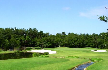 近鉄 賢島 カンツリークラブ【春・秋】全日共通 ゴルフ プレー券 ゴルフ場 チケット 人気 おすすめ  伊勢 志摩 三重