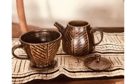 ＜南陶窯＞コーヒードリッパーセット【灰釉・線紋】 ☆ 陶器 やちむん 沖縄 伝統工芸品 珈琲 週末の楽しみ オシャレ コレクション アジアンテイスト ポット 新生活