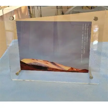 「PHOTO NATUMI」～私が見つけた 御代田の小さな風景たち～　(写真8枚、フォトスタンド付)_雑貨   _【1261765】