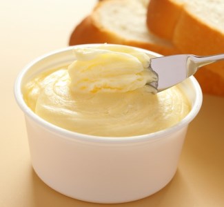 北海道産生クリーム使用！バター2種類とクリームチーズのセット[C1