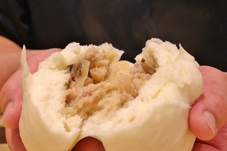 【京丹波高原豚】 手作り 豚まん 9個  [010TN008]