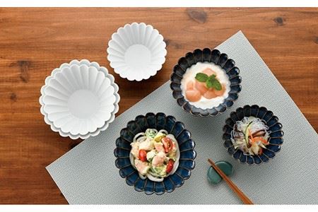 【波佐見焼】菊型鉢 (大・中・小) ボウル 小鉢 2色セット 食器 皿 【洸琳窯】 [GE43]  波佐見焼