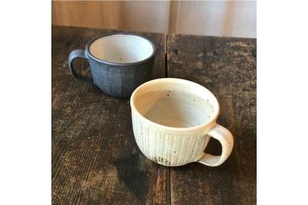 【 アイボリー & アイアン ブラック 】 スープ マグカップ ペア セット 糸島市 / うつわと手仕事の店 研  器 陶器 食器 スープマグ クラフト 手作り [ARD019]