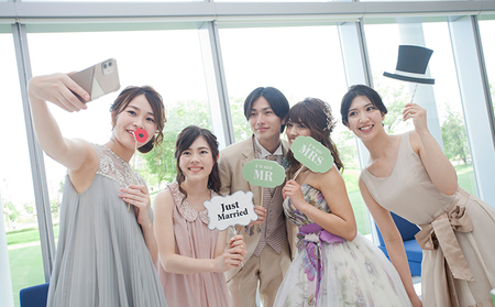 「衣装de遊ぶ！」プランチケット 体験チケット 写真 記念撮影 貸衣装 レンタル 友達 家族 撮影 ドレス タキシード フォト 