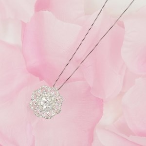 プラチナ 1.0ctダイヤモンド　シンメトリーペンダントネックレス HH018746