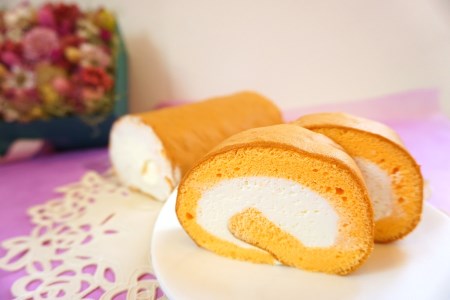 タンタンと北海道産生クリームをたっぷり使った『 タンタンロール 2本セット 』 長さ17.5cm | お菓子 菓子 洋菓子 焼き菓子 ロールケーキ ケーキ セット タンタン スイーツ デザート 大分県 中津市