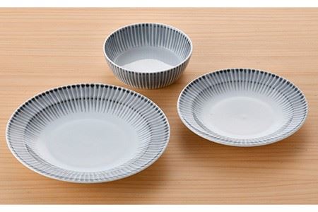 【波佐見焼】十草 プレート （19cm・24cm）・ボウル 小 3点セット（うす墨色） 食器 皿 【大新窯】 [DC96]  波佐見焼