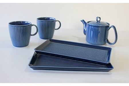 【波佐見焼】ポット ・ カップ ・ プレート 5点セット ブルー 食器 皿 【陶芸ゆたか】 [VA96]  波佐見焼